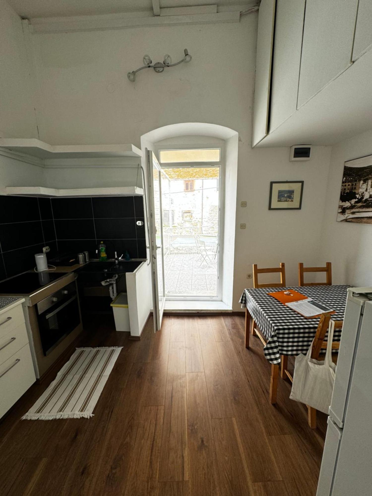 Hvar Piazza Apartment 赫瓦尔 外观 照片