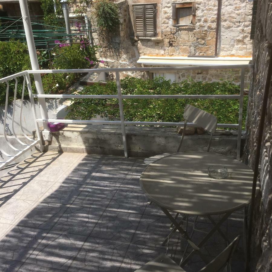 Hvar Piazza Apartment 赫瓦尔 外观 照片