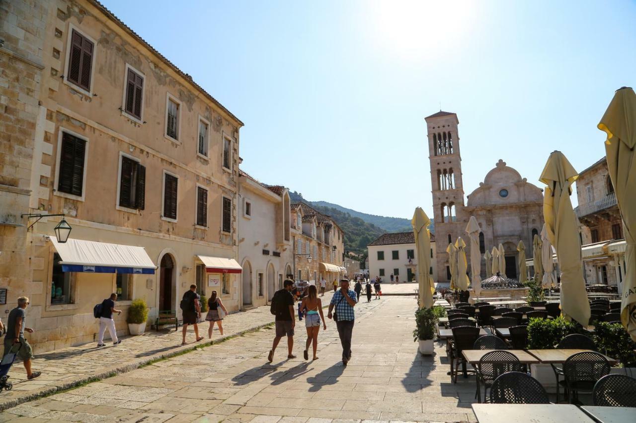 Hvar Piazza Apartment 赫瓦尔 外观 照片