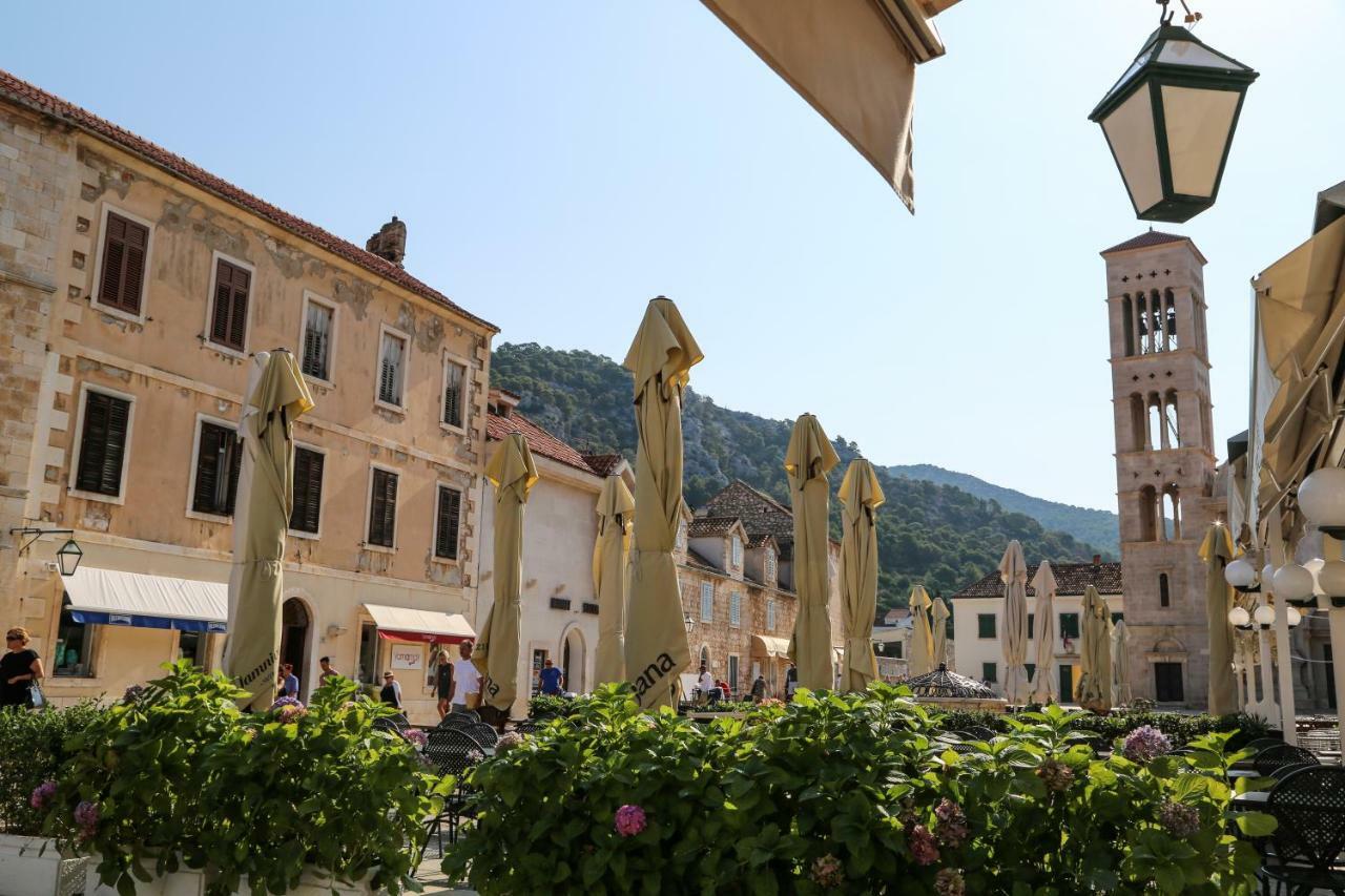 Hvar Piazza Apartment 赫瓦尔 外观 照片